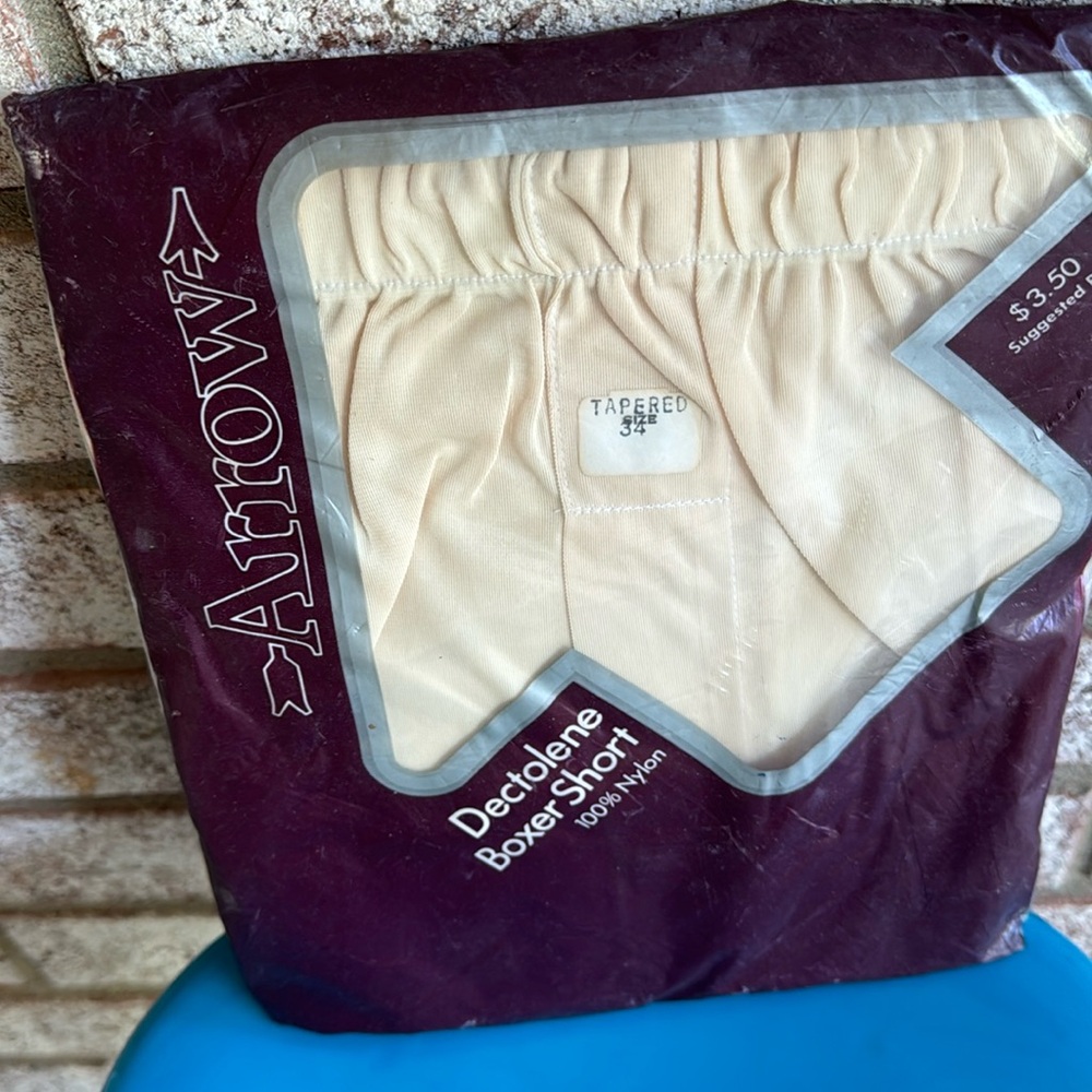 Nos Arrow 100% Nylon Cream Arrow Tapered Boxer Briefs sz 34 Deadstock